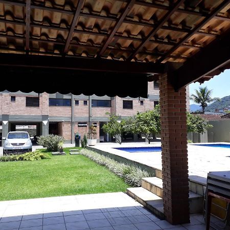 Apartamento Praia Centro อูบาตูบา ภายนอก รูปภาพ