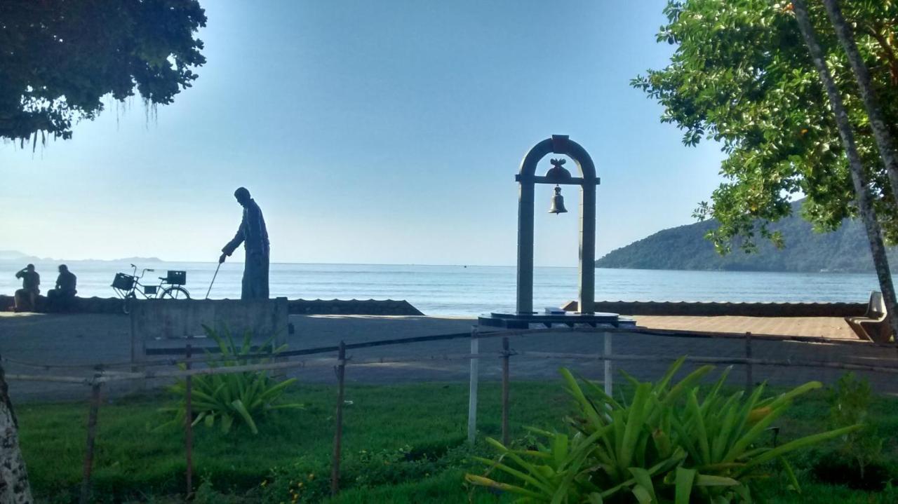 Apartamento Praia Centro อูบาตูบา ภายนอก รูปภาพ