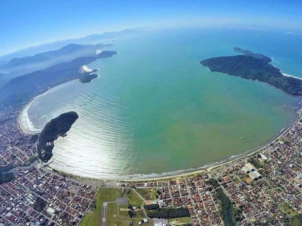 Apartamento Praia Centro อูบาตูบา ภายนอก รูปภาพ